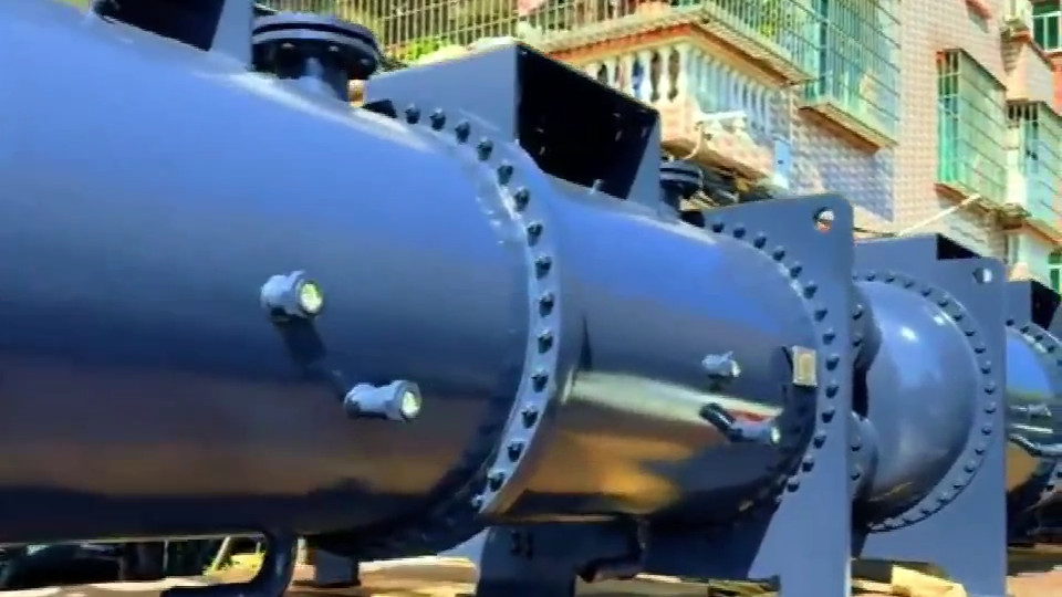 磁悬浮满液式蒸发器与冷凝器应用广阔，广东捷邦引领高效节能新趋势